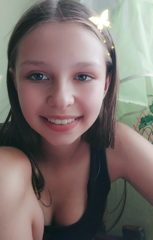 Beautiful girl showing off on live stream. thumbnail